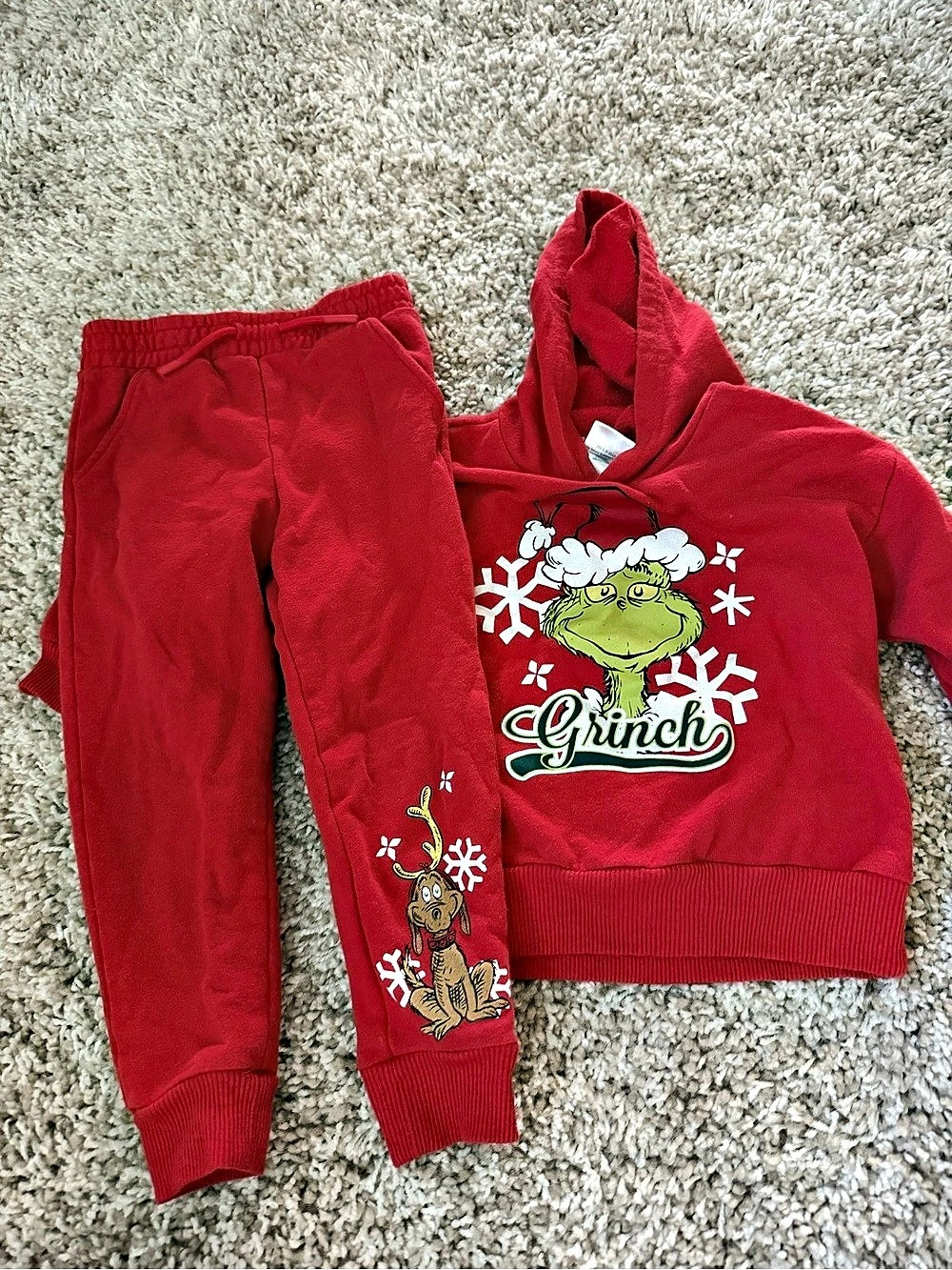 The Grinch Boys 4T Red Grinch Hoodie Pants Set Like New